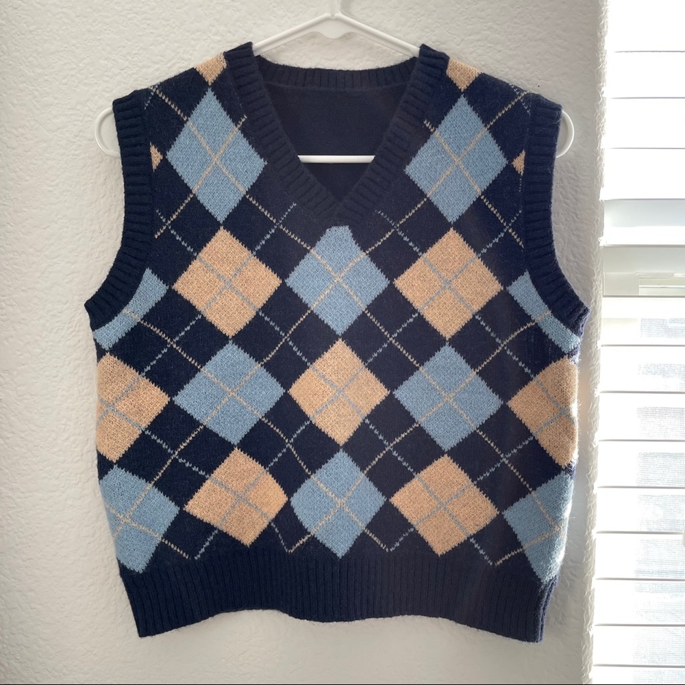 NWOT argyle sweater vest